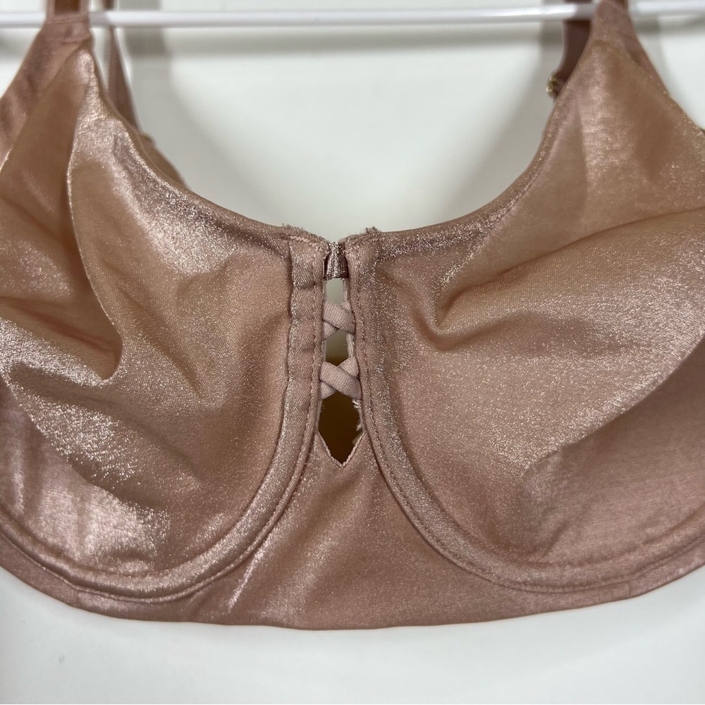 NWOT Torrid T-Shirt Unlined Glossy Mesh Ballet Back Bra Size 42D - Picture 5 of 11